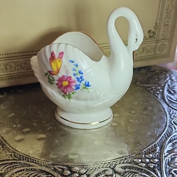 Vintage Floral Swan Figurine Trinket Dish Lefton Porcelain Coquette Bridal - Picture 1 of 14